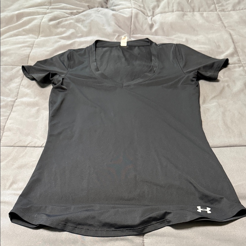 Under Armour Women's Short Sleeve Black Tee
